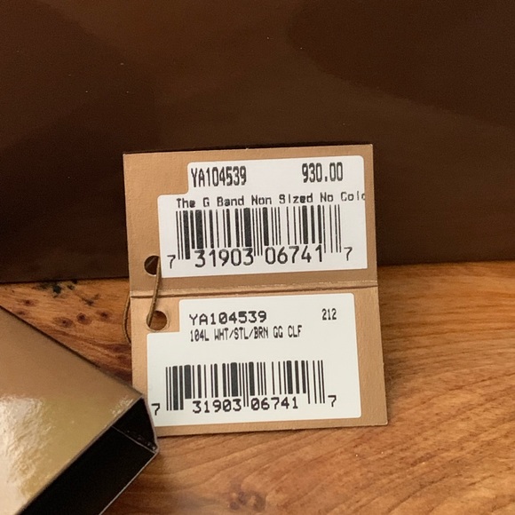 Gucci G Band Watch - Picture 7 of 8